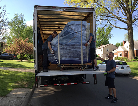 Wir transportieren Ihr Klavier sorgenfrei und kostengünstig